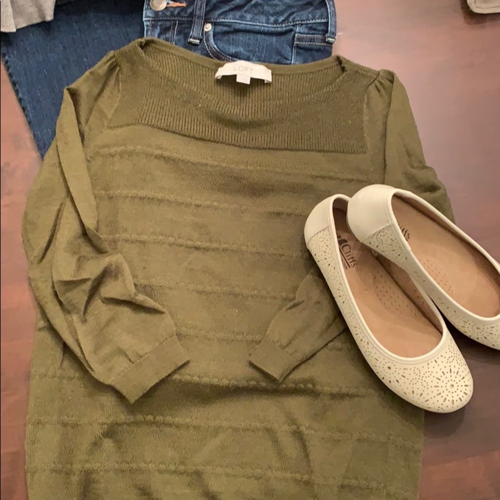 LOFT sweater